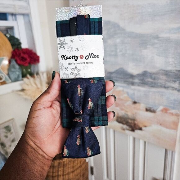 New Knotty & Nice Pre-tied Sedan Carrying Xmas Tree Neck Tie W. Matching Pocket - Picture 10 of 11